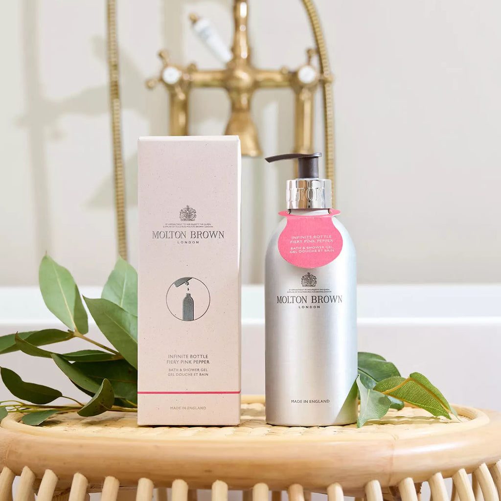 INFINITE BOTTLE FIERY PINK PEPPER BATH & SHOWER GEL silber