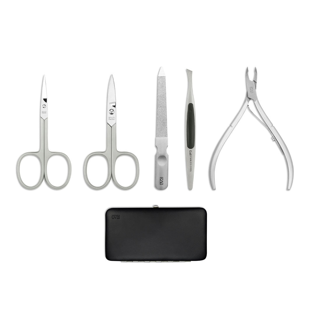 Nagelpflege Set im Nappa Leder Stahlrahmen Etui - (Nagelschere BCI-203, Nagelhautschere BCI-202, Nagelfeile BCI-301, Pinzette MC0405, Nagelhautzange BCI-102)